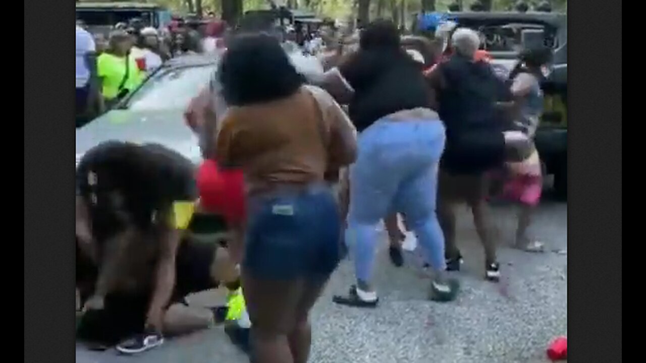 Juneteenth Street Party Brawl - HaloNews