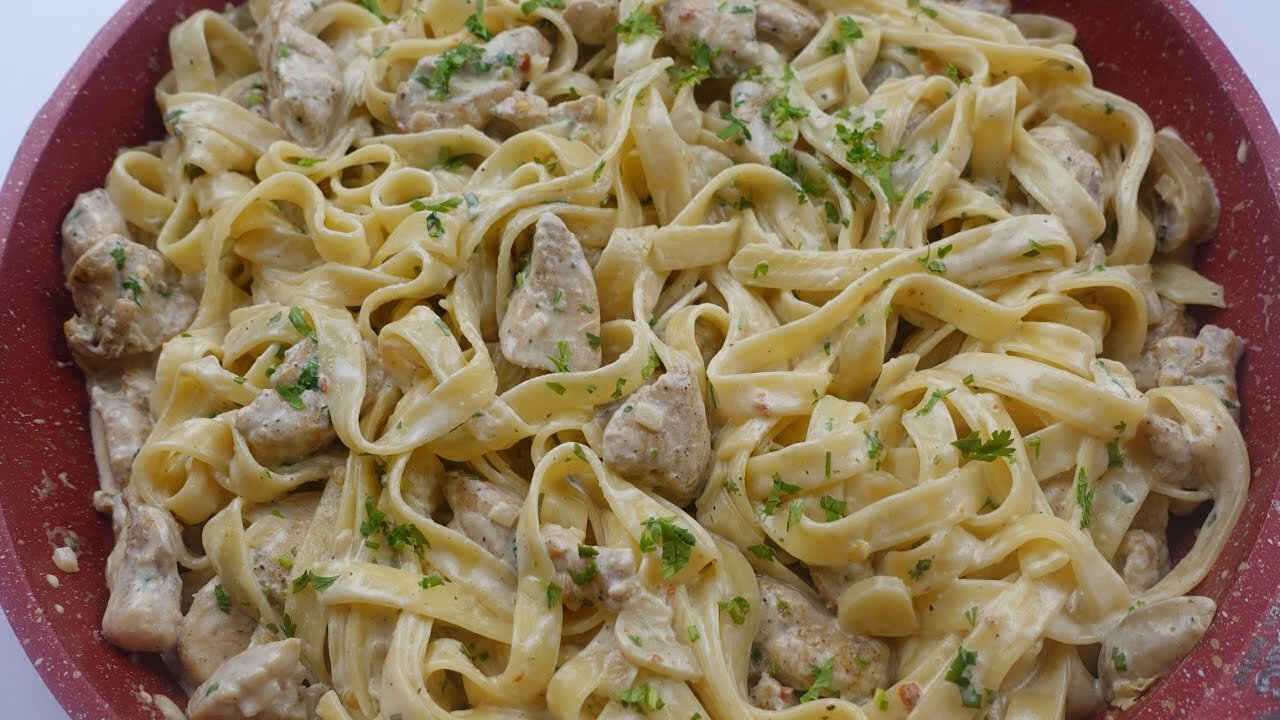 Chicken Creamy Pasta,Chicken Fettuccine Alfredo Pasta