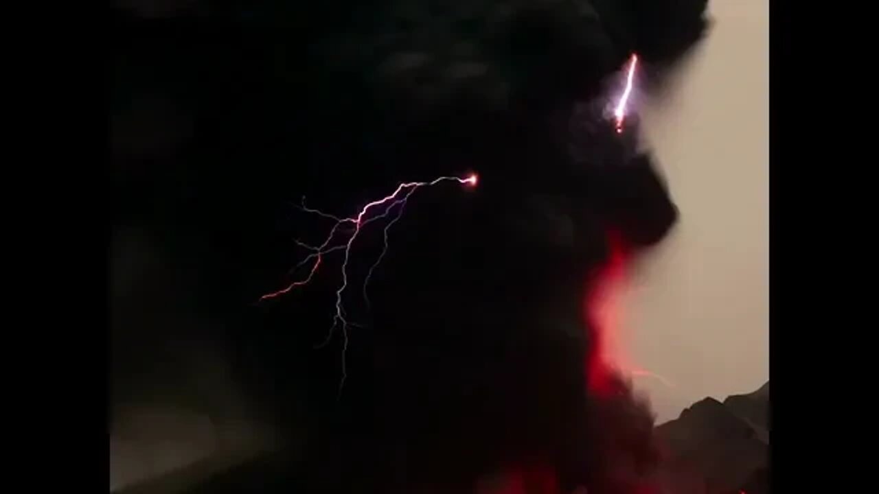 Volcanic Lightning