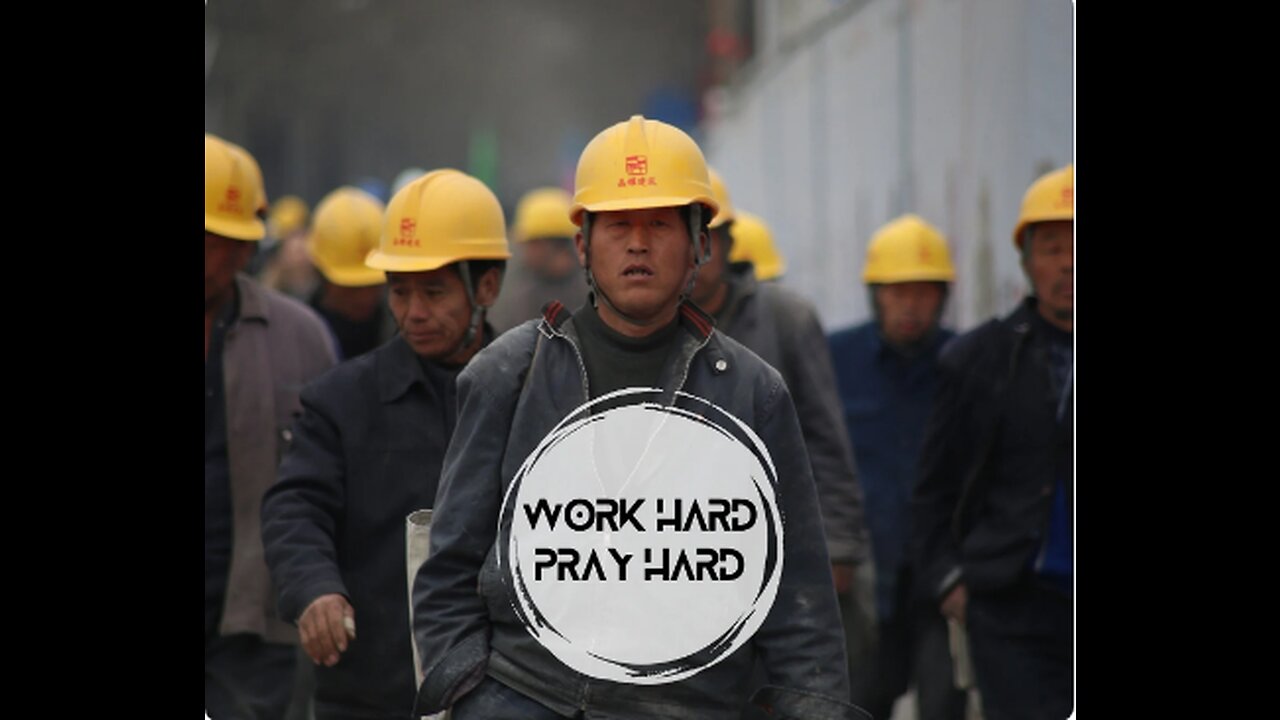 company ka malik hr saal apny mulazim men se aik ko hajj karwata