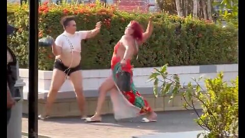 Fag & Drag Queen Fight 