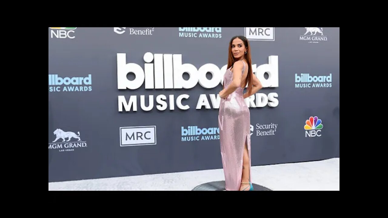 Anitta Billboard Music Awards 2022 - Tapete Vermelho #anitta #billboard