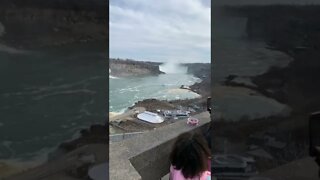 Niagara Falls #cliftonhill #niagarafalls #Sessionstv