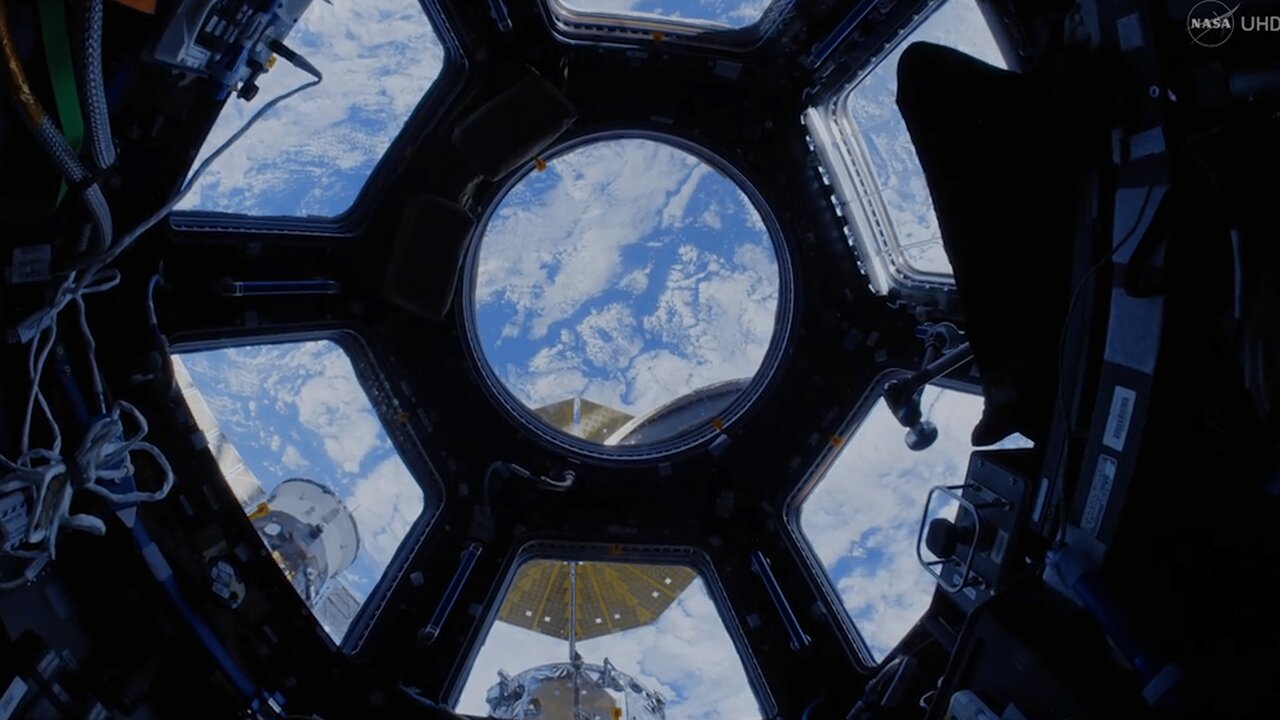 Space Station Fisheye Fly-Through. |NASA|