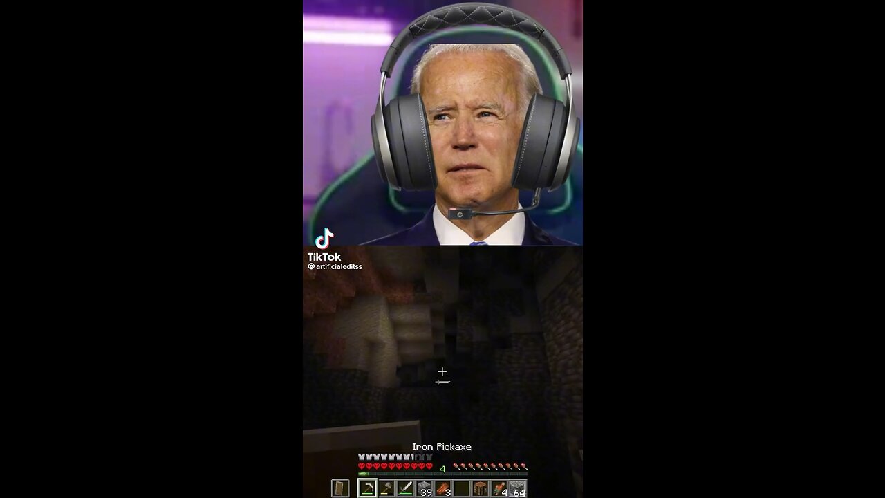 President Biden Hosting a Minecraft Server