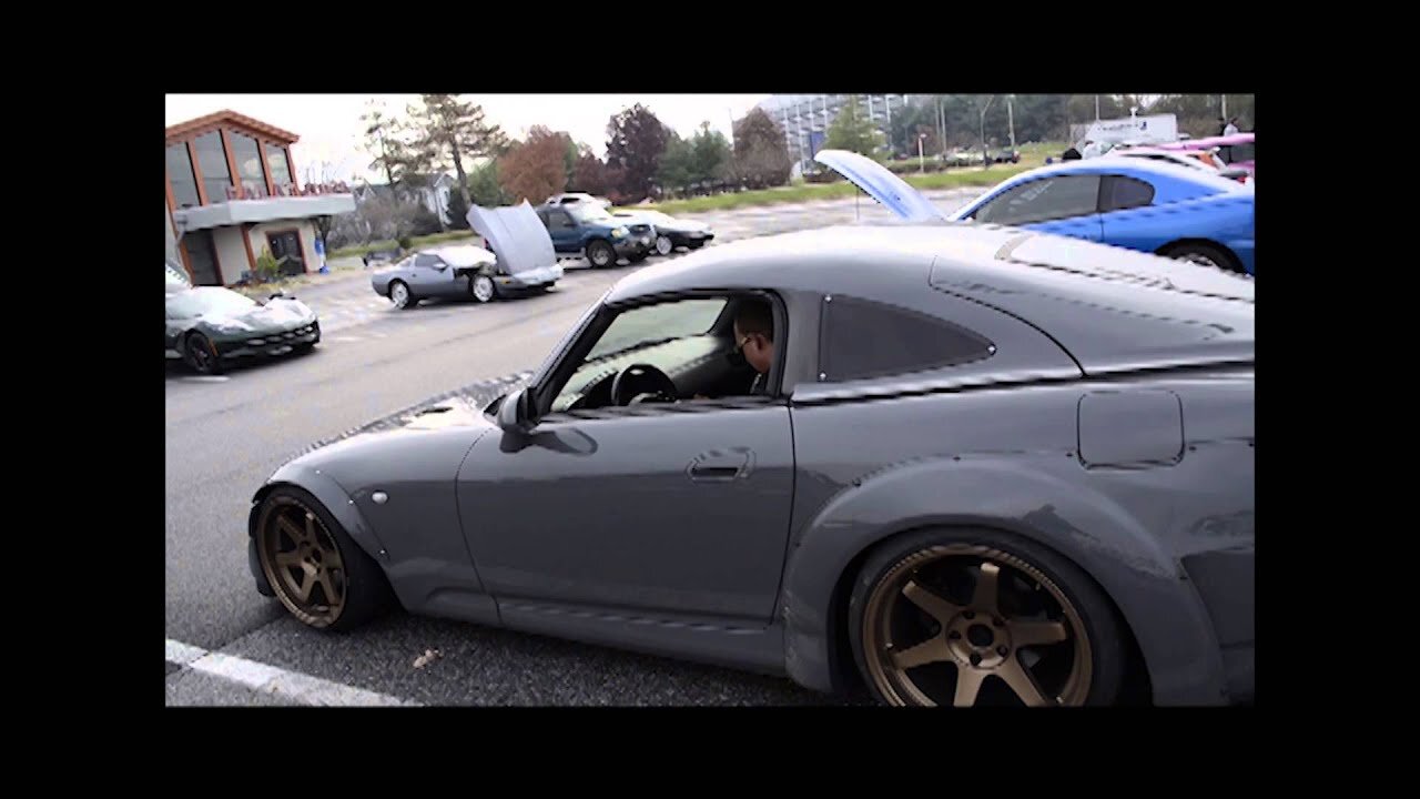 Highly Modified widebody Honda S2000