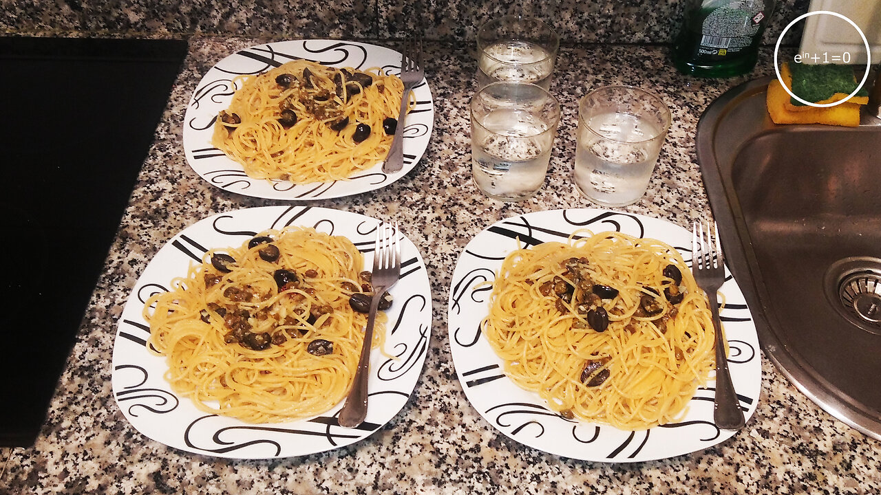 spaghetti with capers and olives · dialectical veganism of winter +10ME 009