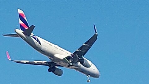Airbus A320 PR-TYA coming from Brasília to Fortaleza