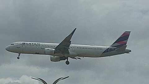 Airbus A321 PT-XPB coming from Brasília to Manaus