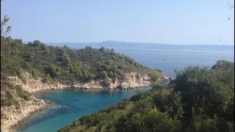 Mount Athos View (Το "Είναι", το Φαίνεσθαι και το Τι εισπράττουμε)