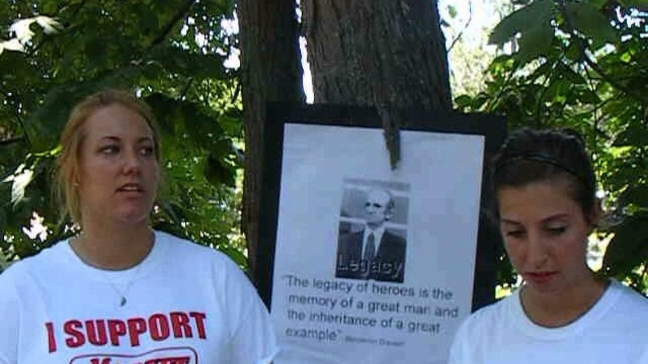 Voices of the Market Basket Protests Two young ladies Lauren & ?