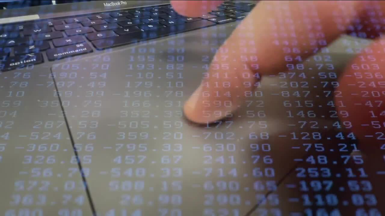 'It's their job to scam you' — Experts explain how scammers operate, how to protect your money, identity