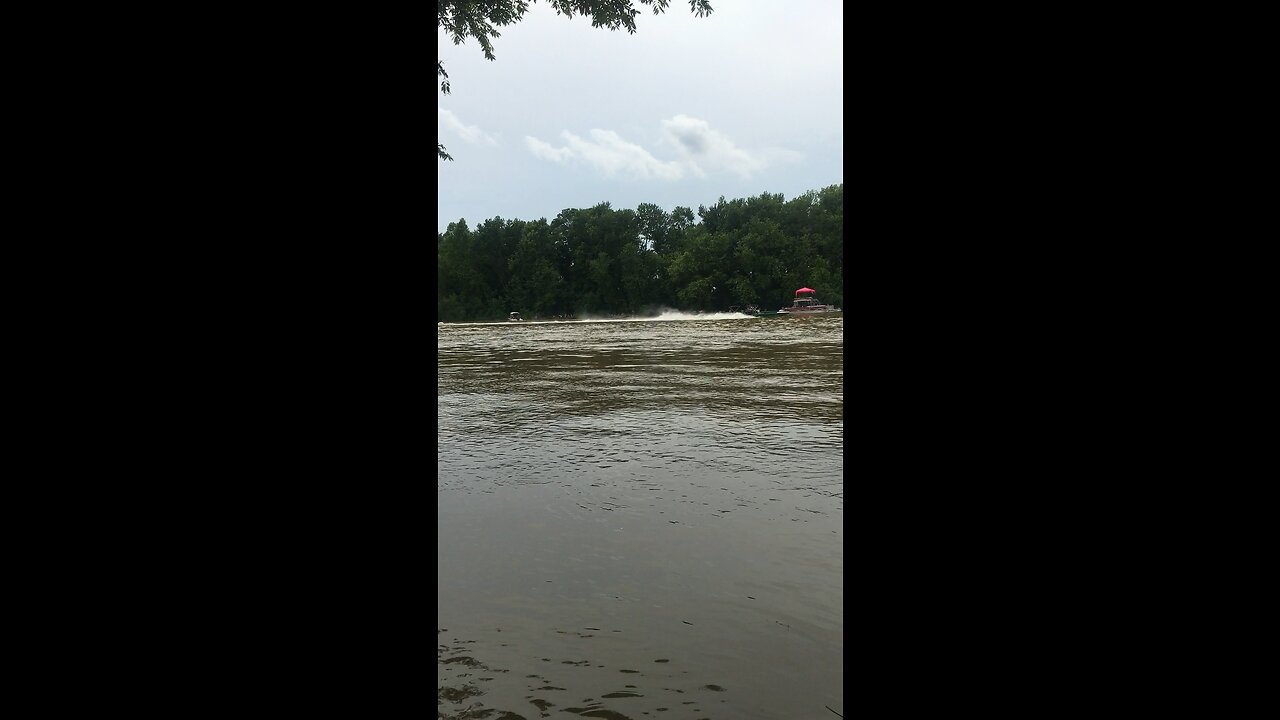 2016 Duck Boat Races Augusta Arkansas