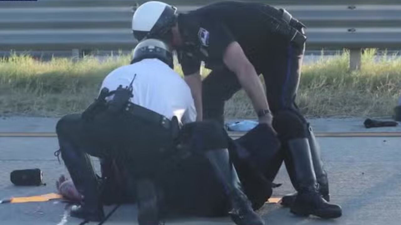 BREAKING: One 'In Serious Condition' After Kamala Harris Motorcade Crash