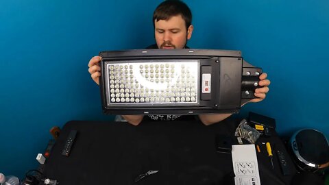 Unboxing: LOVUS 300W LED Solar Street Light, 6000K Outdoor Solar Power Street Light Dusk to Dawn