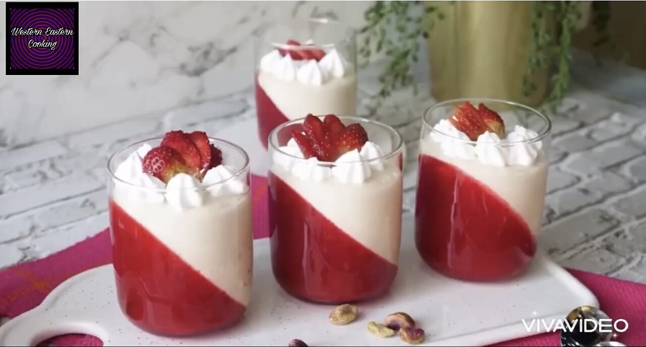 Strawberry and Kheer Panna Cotta Recipe