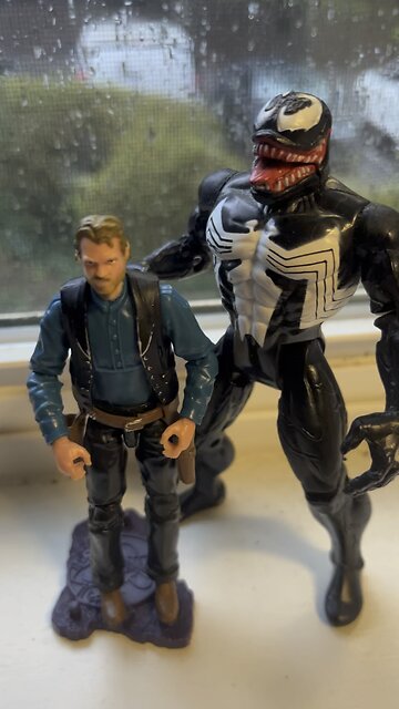 Clay and Venom want you to get excited for Venom 3