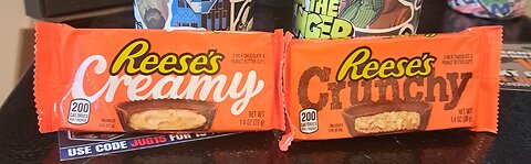 Reese's Creamy and Reese's Crunchy