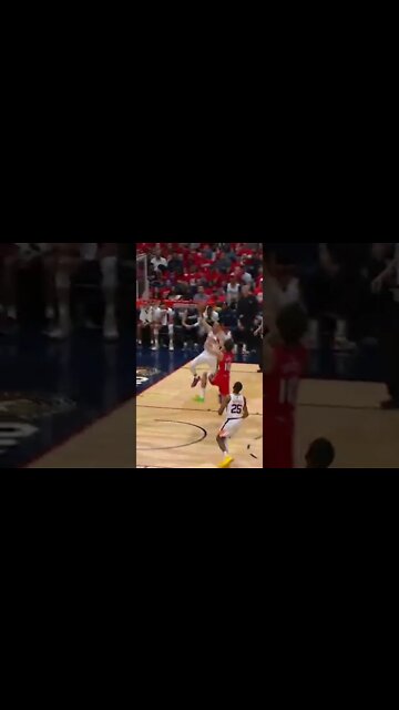 Landry Shamet throws it down