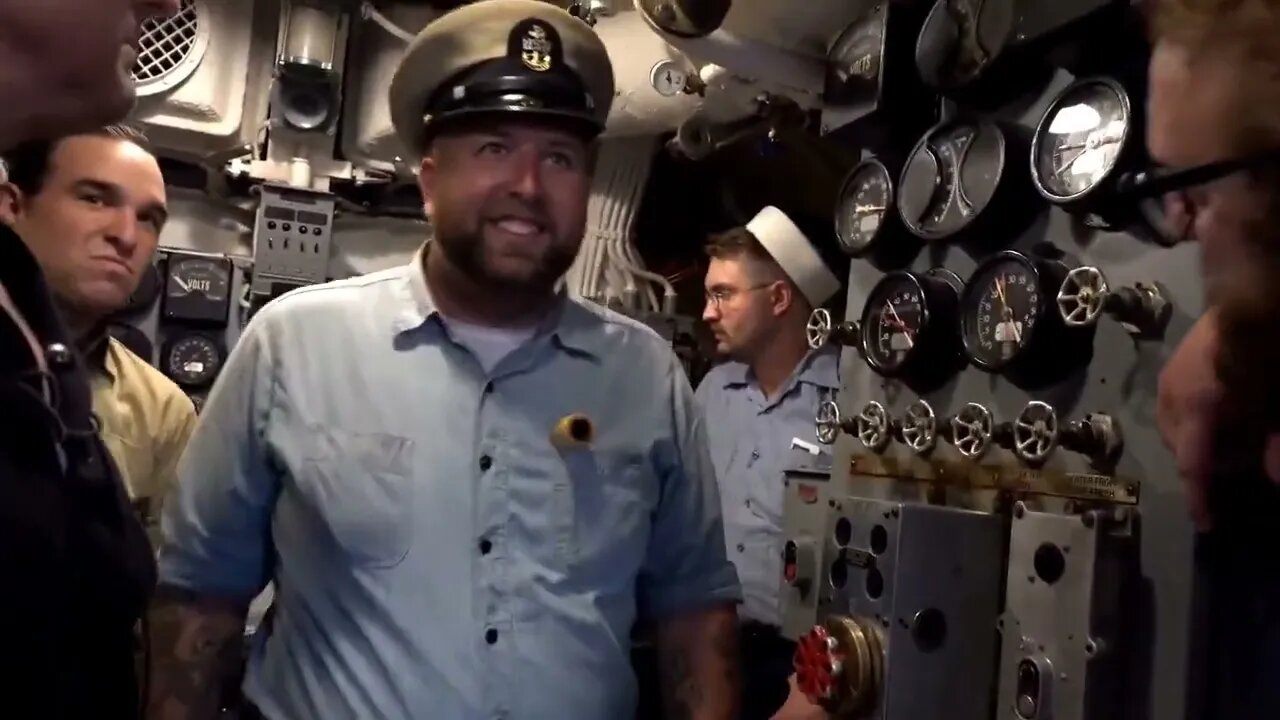9 == The submarine diesel engine that started WWII