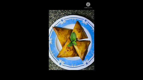 Chicken samosa 🤤