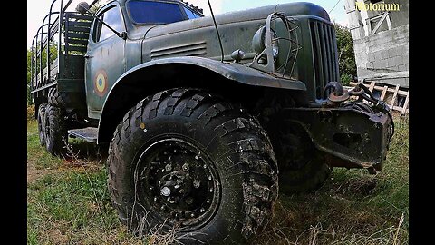 Old truck, 6x6. ZIL 157. Engine sound.