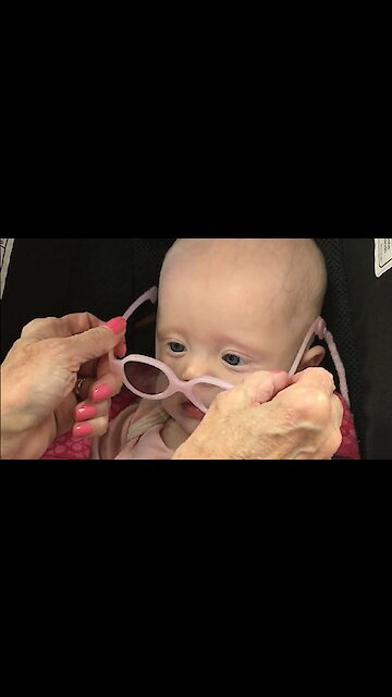 Baby's reaction after seeing mom clearly for the first time