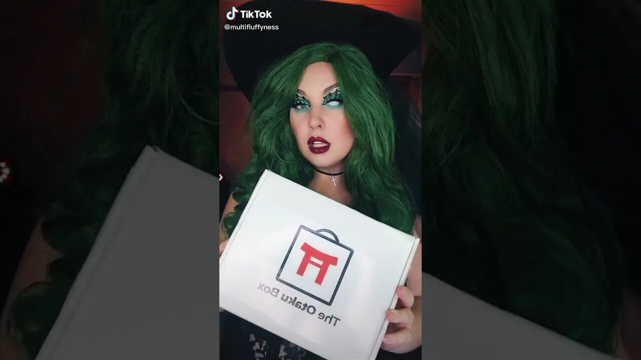 Multifluffyness , The Halloween Queen!