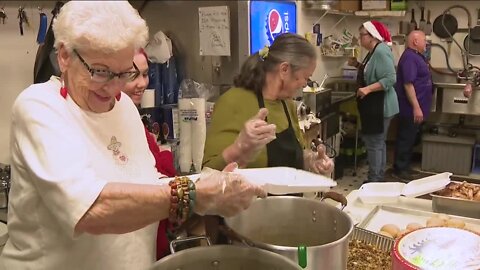 Fort Lupton restaurant provides free Christmas meals to community