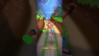 Nitro Mini Robot Battle Run Gameplay On Turtle Woods (2) - Crash Bandicoot: On The Run!