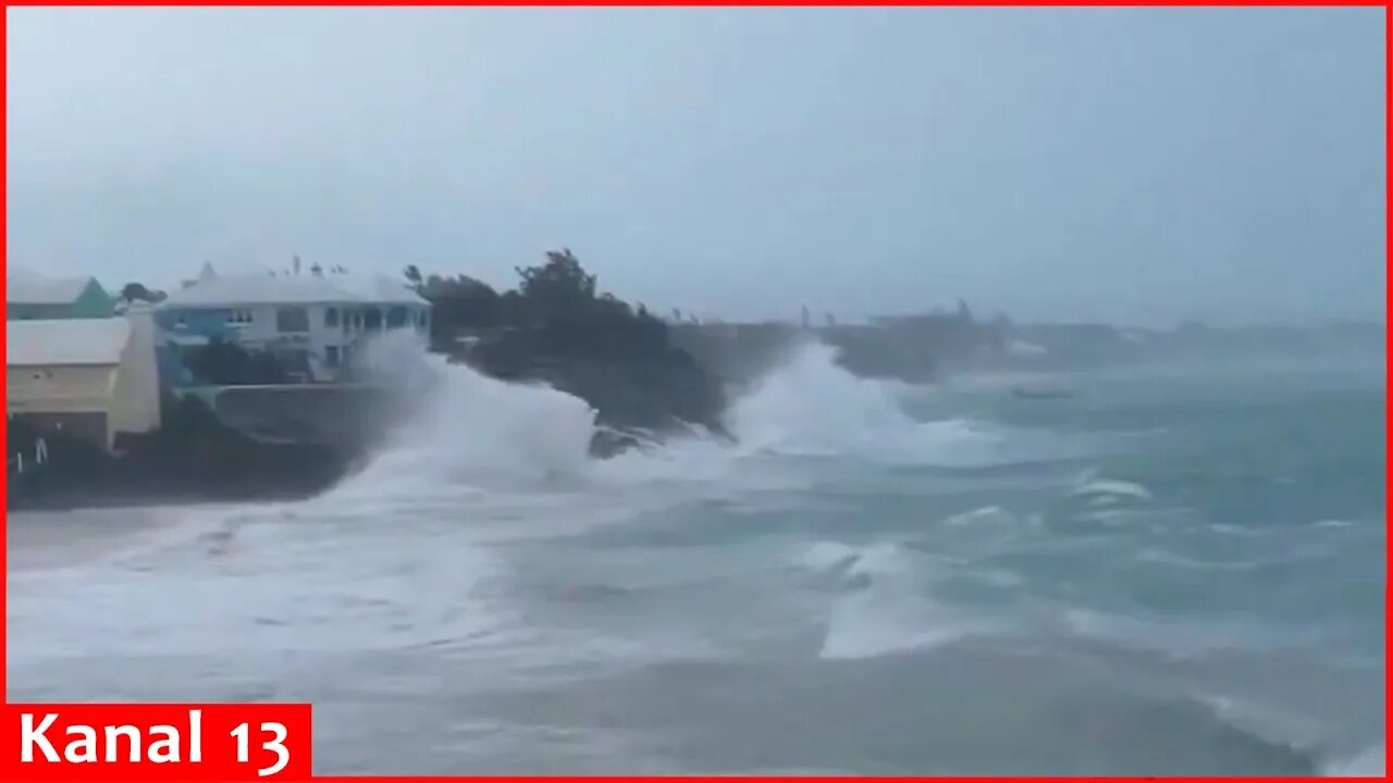 Hurricane Ernesto lashed Bermuda with heavy rains and strong winds