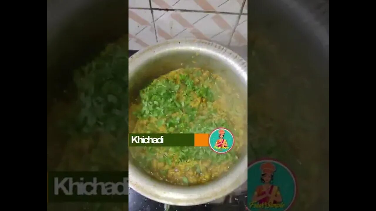 How to make Palak Khichadi | पालक खिचडी #shorts #ytShorts #Recipe #FreshSimpleRecipe #Quick #healthy