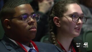 Kansas City high school students hold forum for city council candidates