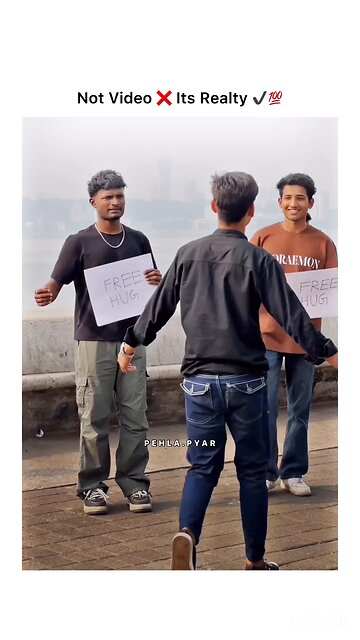 RUSSIAN_VIRTUOSO_AMAZES___Accordion___Beatbox___Reaction_of_people