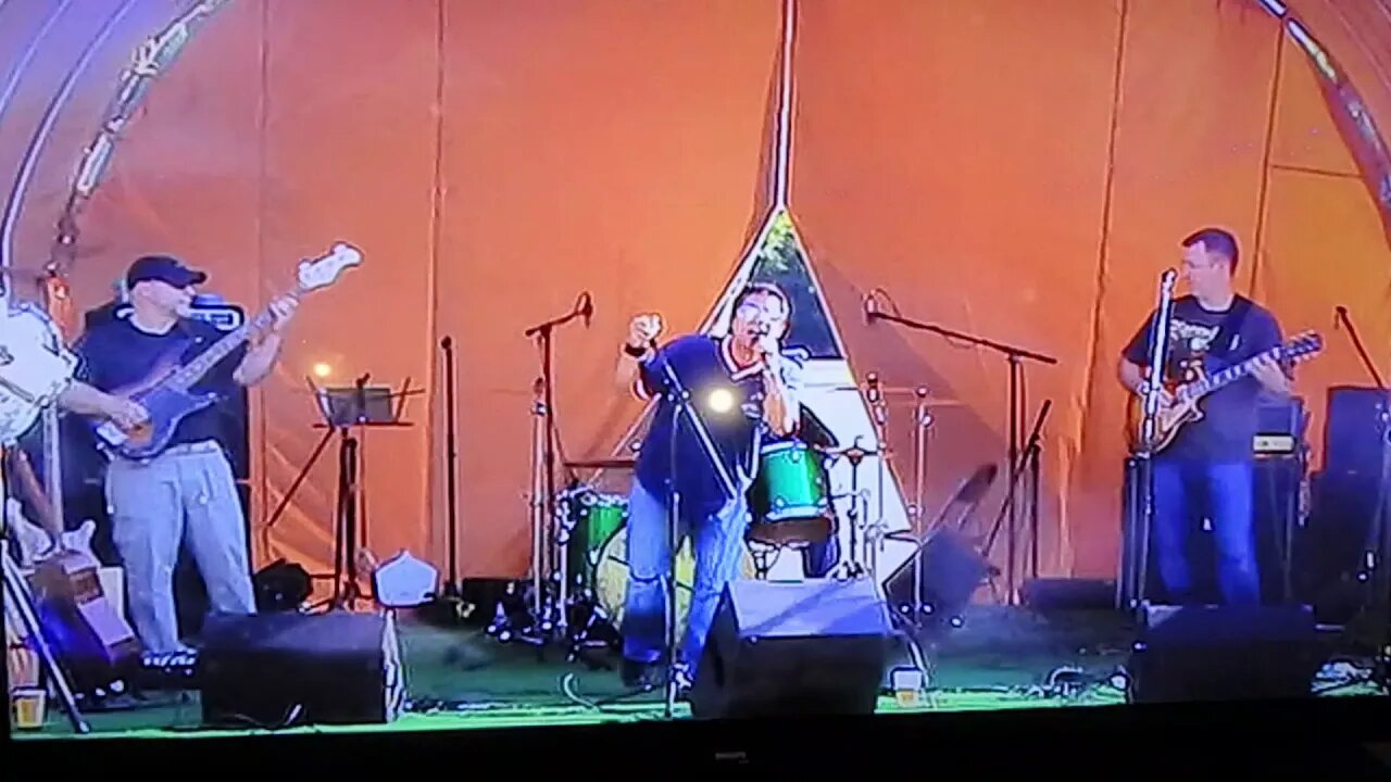 Aberdeen , Legion Benefit, Twin Lakes, Wi. 2011. Some old footage from a band I was in . Pete M.