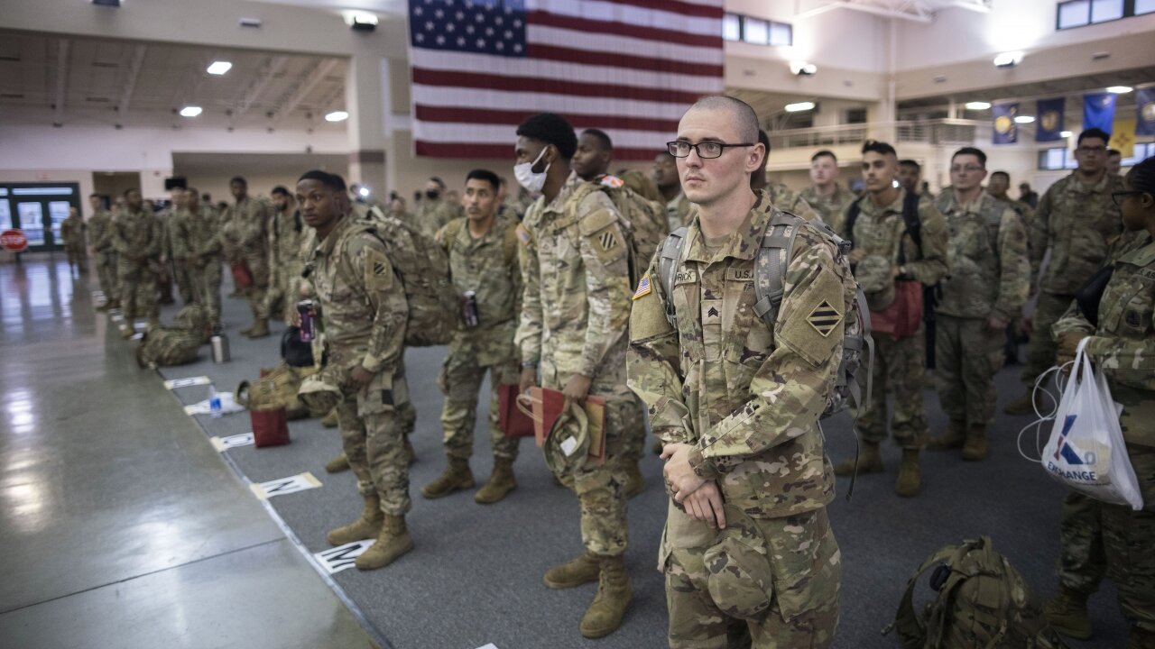 U.S. Military Struggling With Recruitment