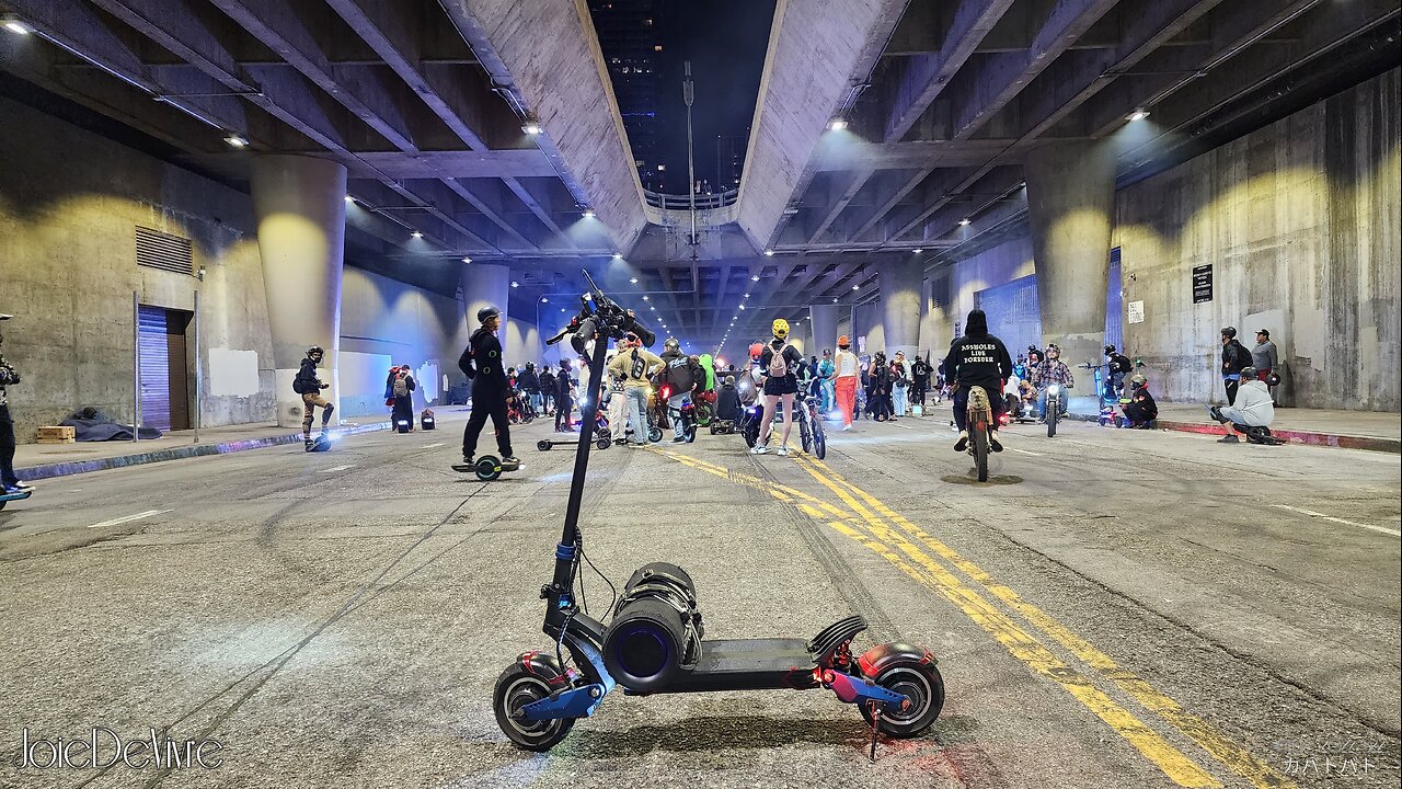 🛴💨💯🤙Electric Scooter Tour: Downtown Los Angeles...Hallow-Flux Halloween Ride 2022😎Hype Version