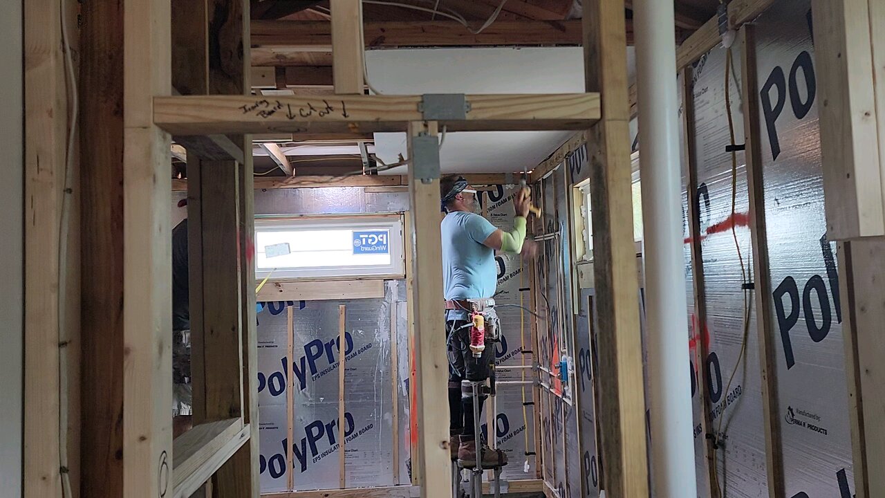 dry wall going up