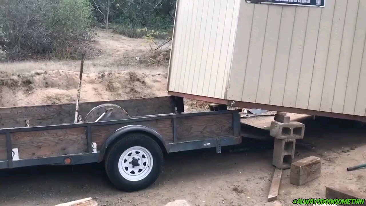 Loading shed on trailer