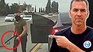 Ex-CIA Officer Reacts to a man who attacked a car with a pipe in a road rage incident