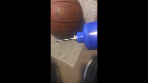 How to air up a Spaulding basketball