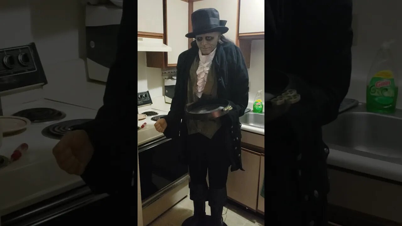 Gemmy Animated Life Size Butler Halloween Prop