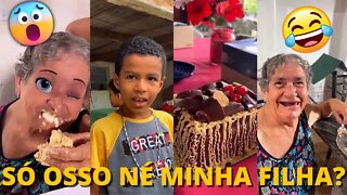 CARLINHOS LEVOU UMA TORT@ PRA MARINITA QUE A C0ITAD@ SÓ CHUP@ 0SS0