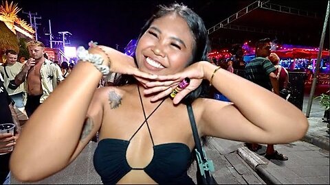 Canggu After Dark! 🧙