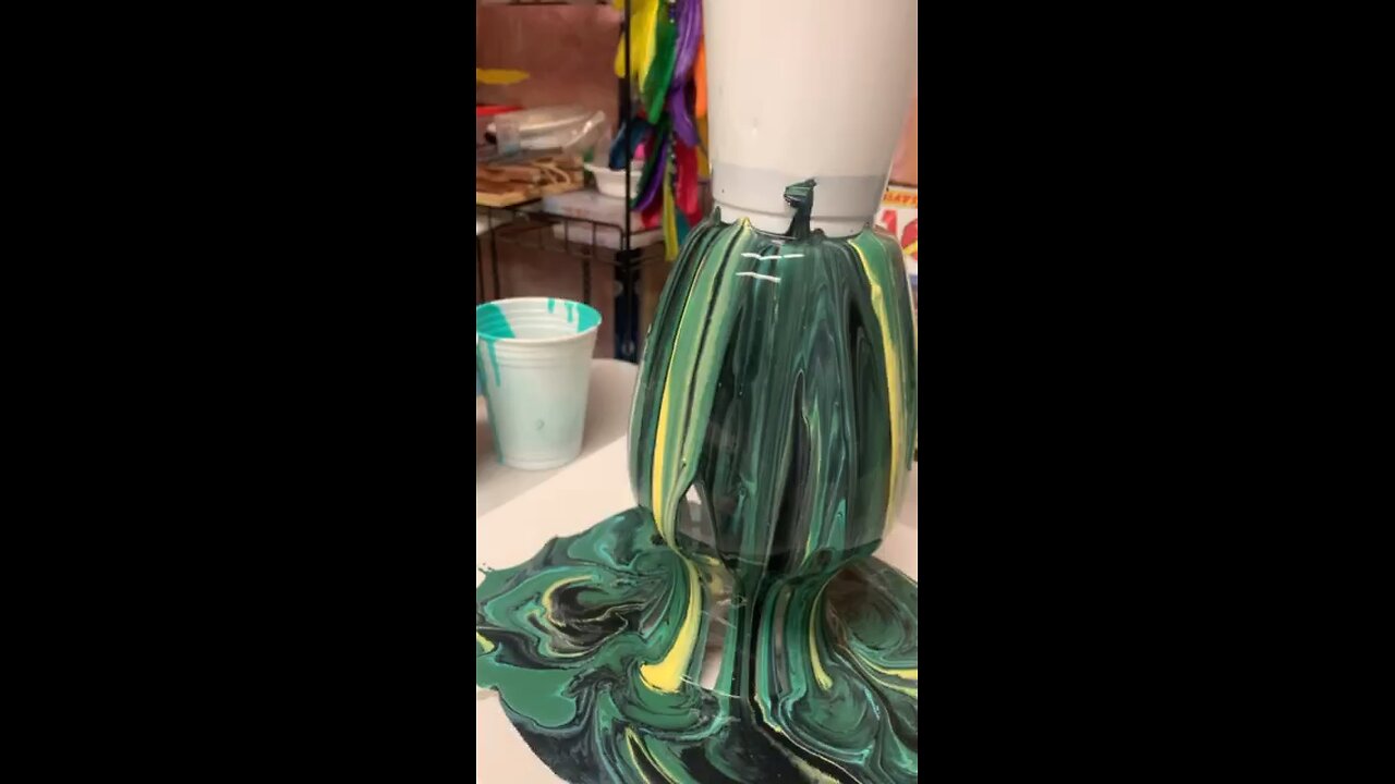 Vase dirty pour