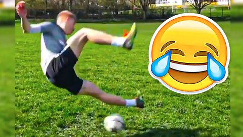 BEST SOCCER FOOTBALL VINES & TIKTOK'S 🤣 FAILS, SKILLS, GOALS