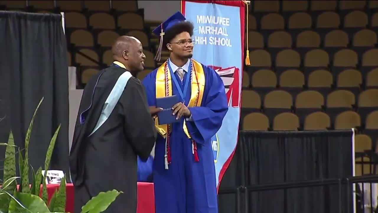 Milwaukee Marshall High School valedictorian defies all odds