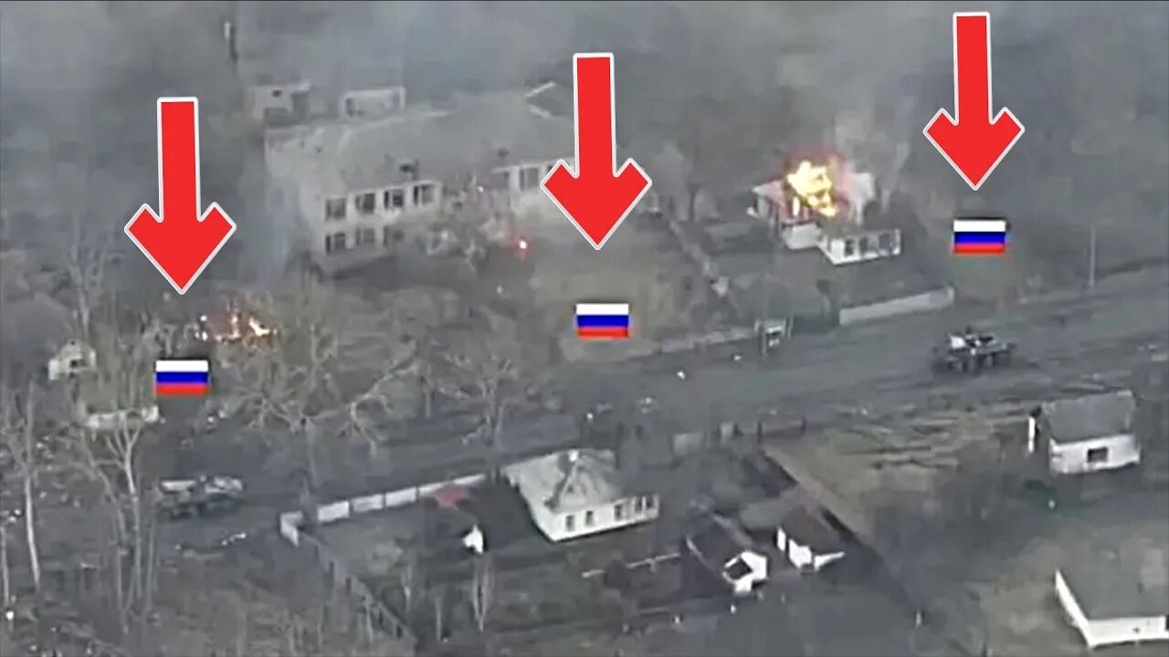 Unglaublicher Moment, in dem ein ukrainischer Panzer einen russischen Konvoi auslöscht