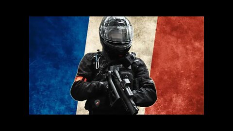 Ex-Cops Warn France on the Brink of Collapse