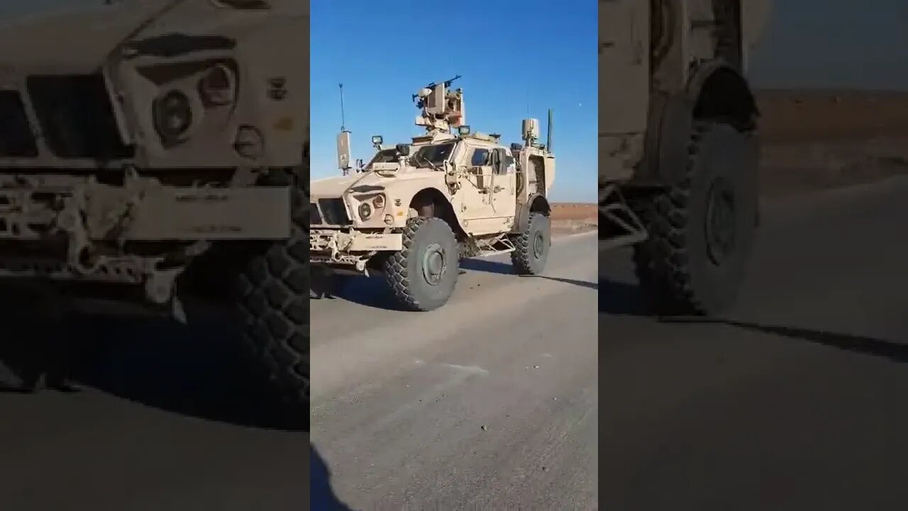 πΈπΎπΊπ²-In The Syrian Province Of Haseke, Local Residents Threw Stones At A US Military Patrol!